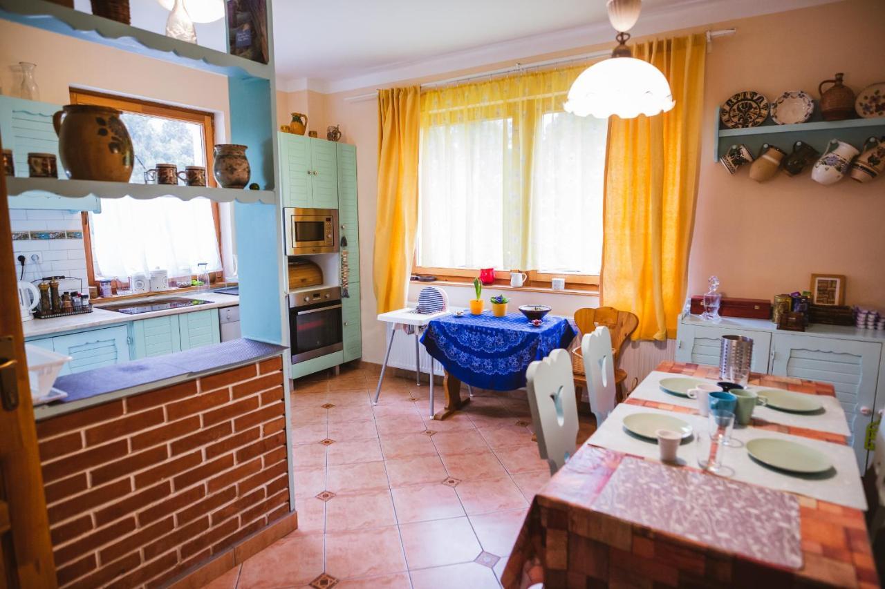 Hotel Rozsakert Vendeghaz Romhány Exteriér fotografie