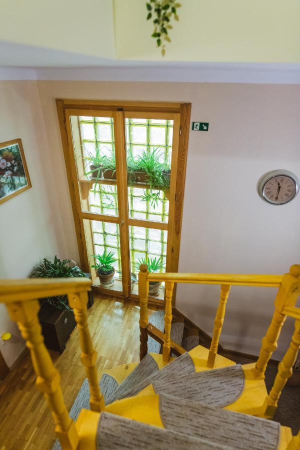 Hotel Rozsakert Vendeghaz Romhány Exteriér fotografie