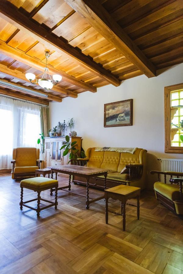 Hotel Rozsakert Vendeghaz Romhány Exteriér fotografie