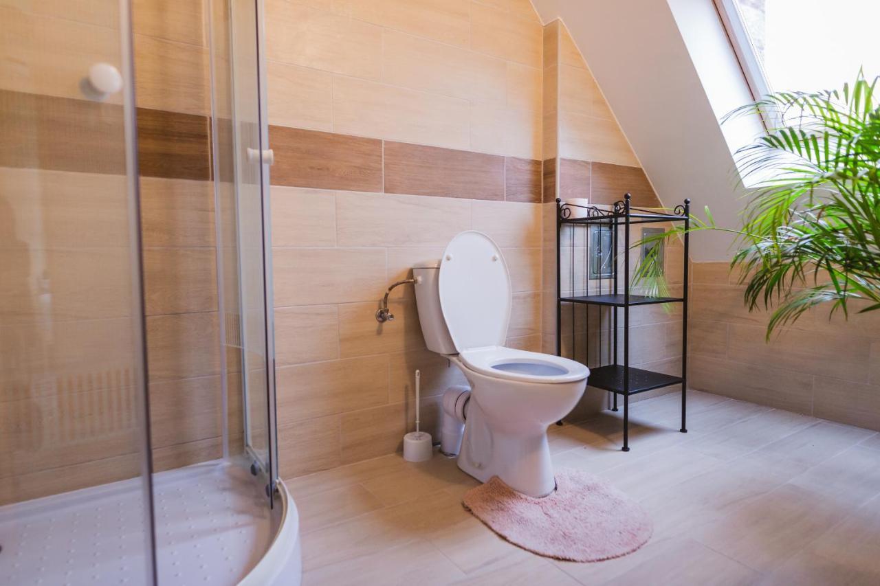Hotel Rozsakert Vendeghaz Romhány Exteriér fotografie